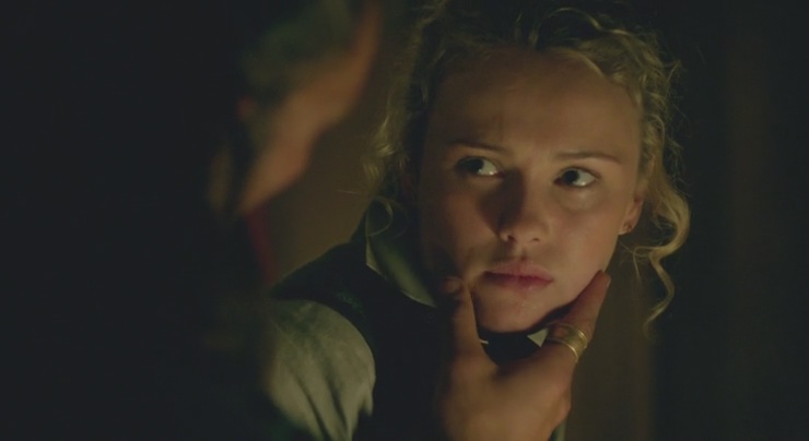 Black Sails Lesbian Kiss