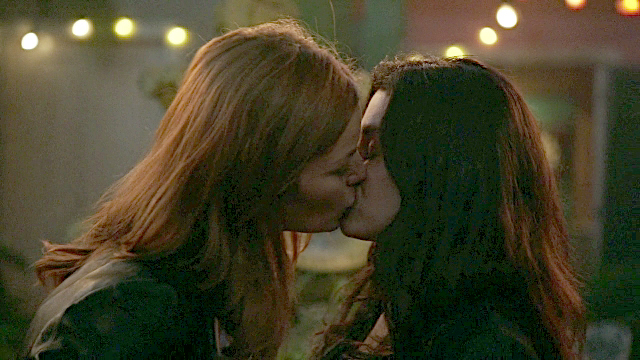 Cassidy Freeman and Vanessa Ferlito Kiss - NCIS: New Orleans