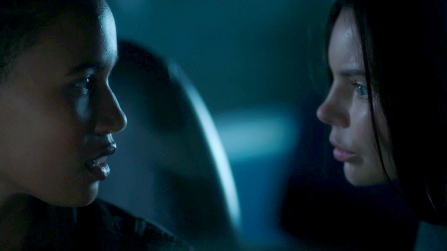 Ryn and Madden - Siren Season 1 Episode 2