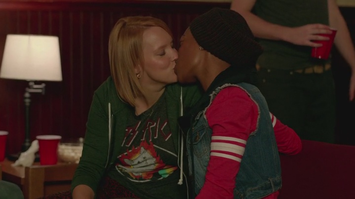 Poussey & Franziska Lesbian Kiss From Orange Is the New Black