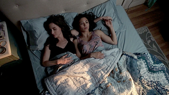 Camille and Amanda Kiss – Stitchers